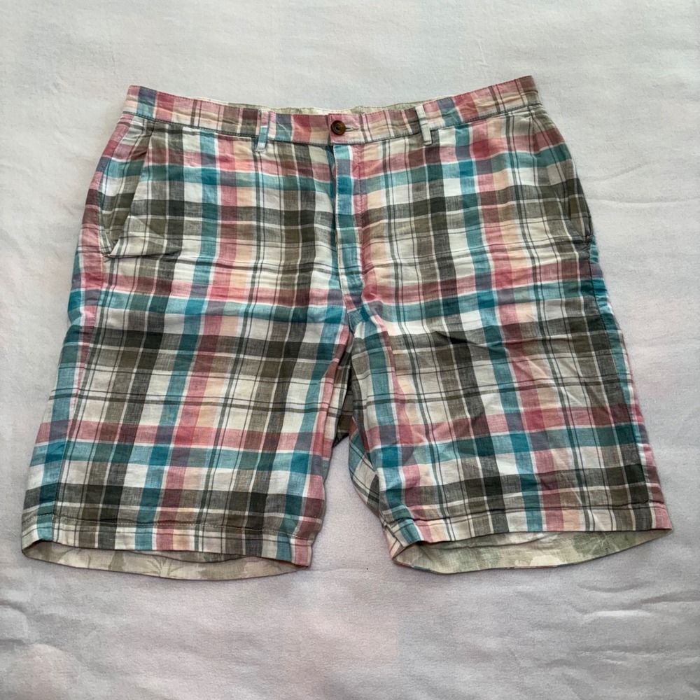 Tommy Bahama Reversible 100% Linen Shorts Mens 38 Plaid Floral Hibiscus Resort